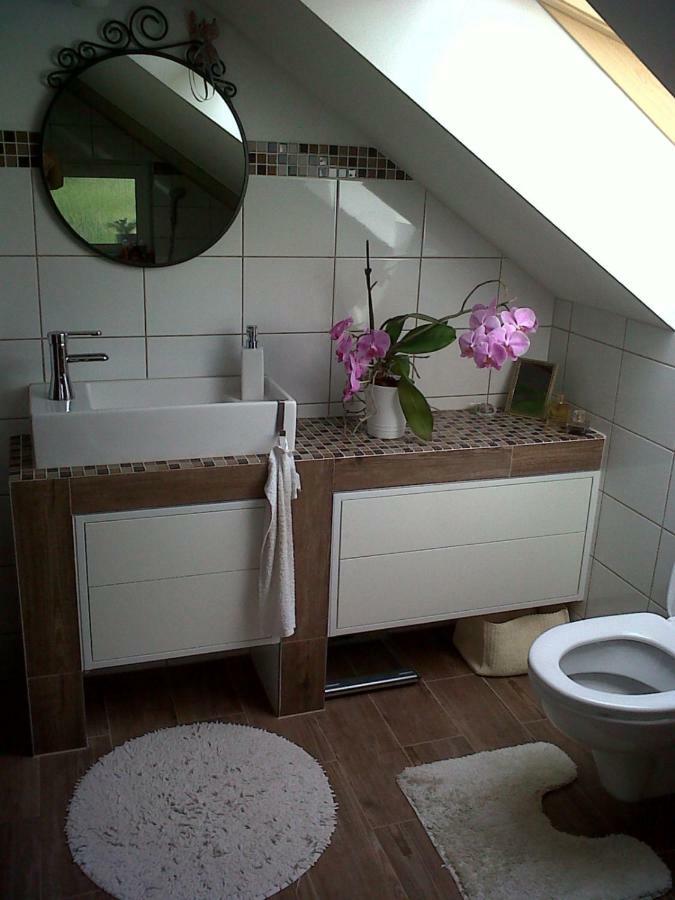 Walnut Apartment With Sauna And Pond Topoľčany エクステリア 写真